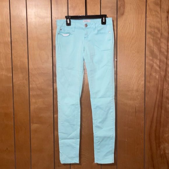 •CELEBRITY PINK•baby blue skinny pants in size 1/25. - Picture 2 of 8